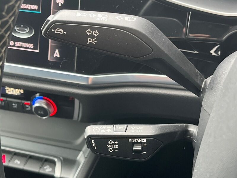 More views of Audi Q3