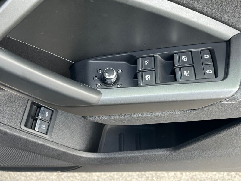 More views of Audi Q3