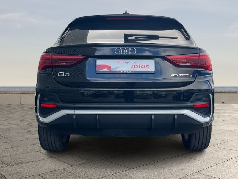 More views of Audi Q3