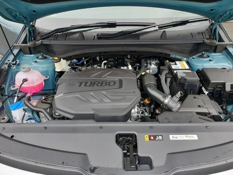 More views of Kia Sportage