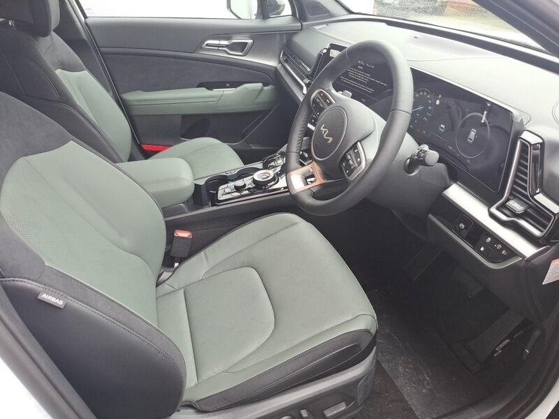 More views of Kia Sportage