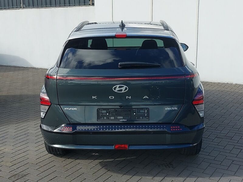 More views of Hyundai KONA