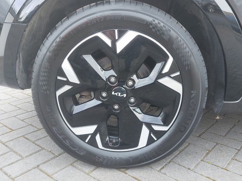 More views of Kia e-Niro