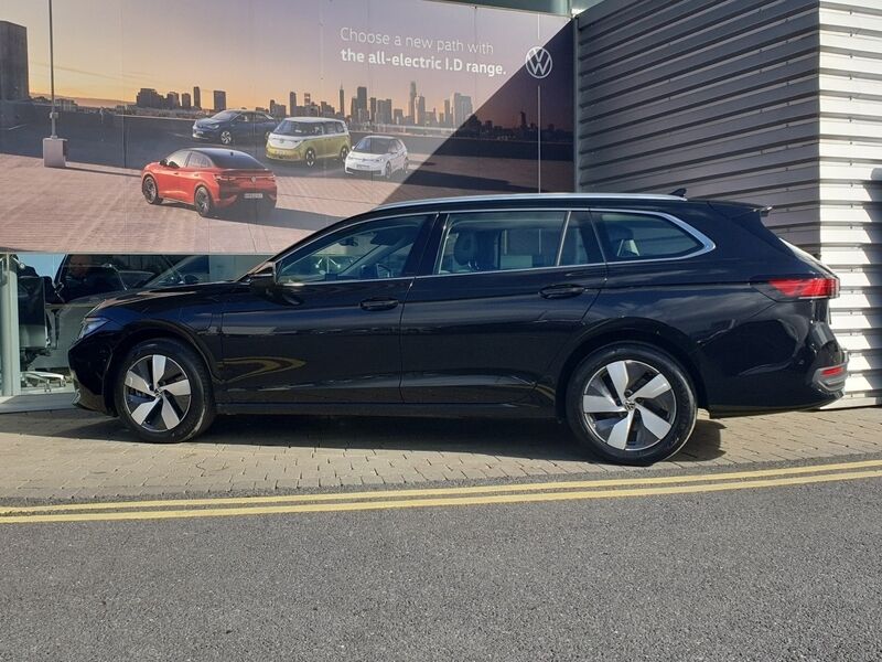 More views of Volkswagen Passat
