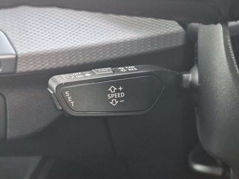 More views of Audi Q2