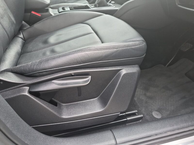 More views of Audi Q2