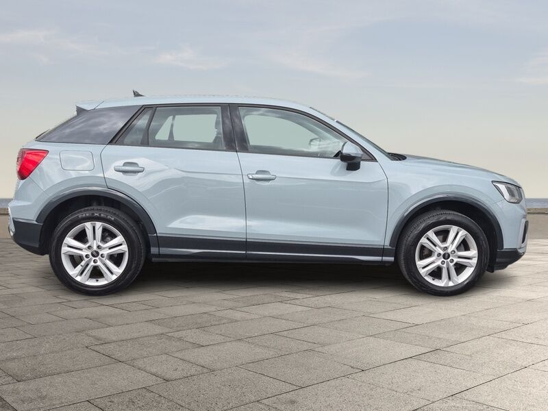 More views of Audi Q2