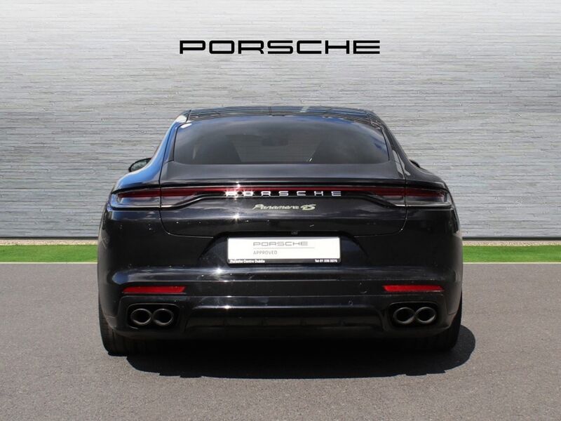 More views of Porsche Panamera