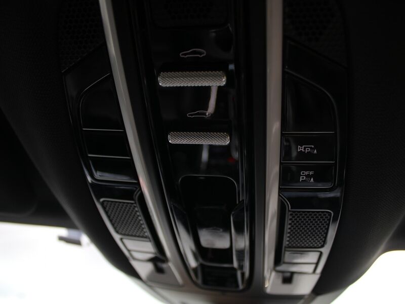 More views of Porsche Panamera