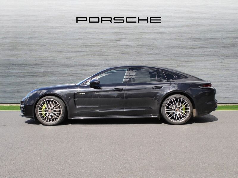 More views of Porsche Panamera