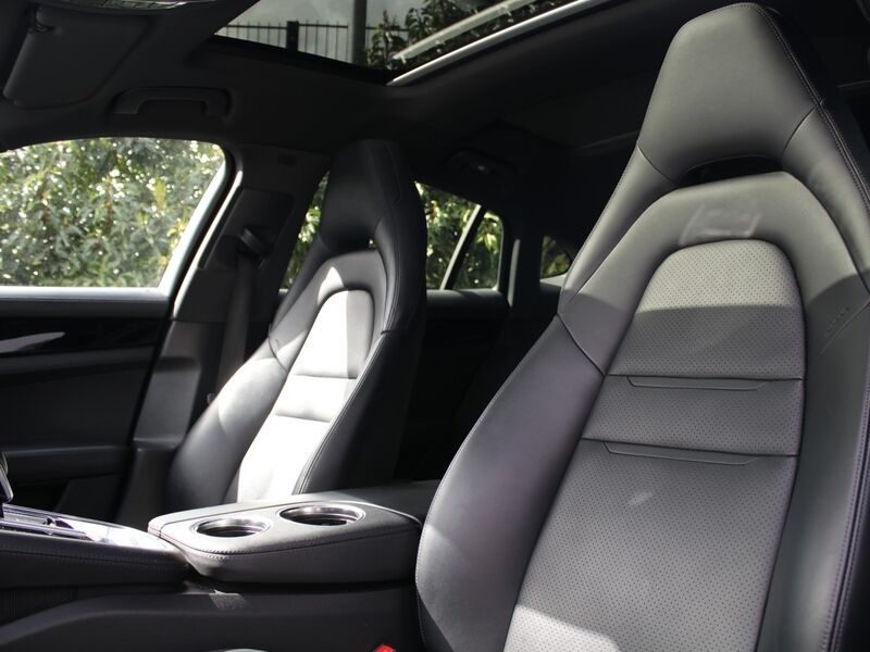 More views of Porsche Panamera