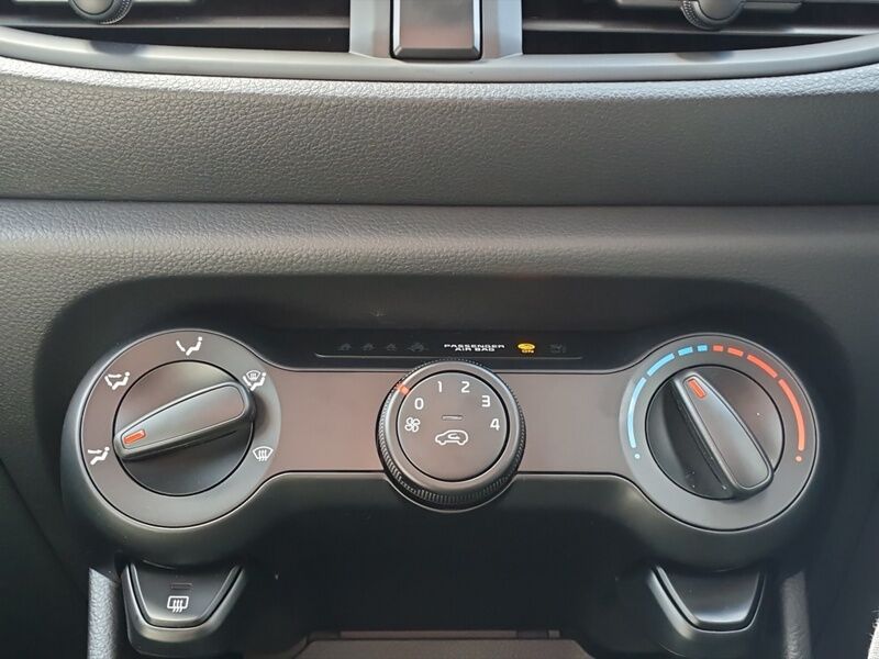 More views of Kia Picanto