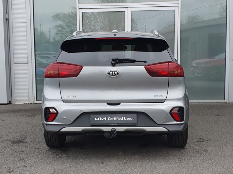 More views of Kia Niro