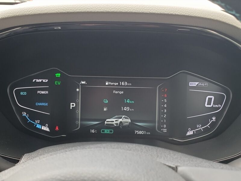 More views of Kia Niro