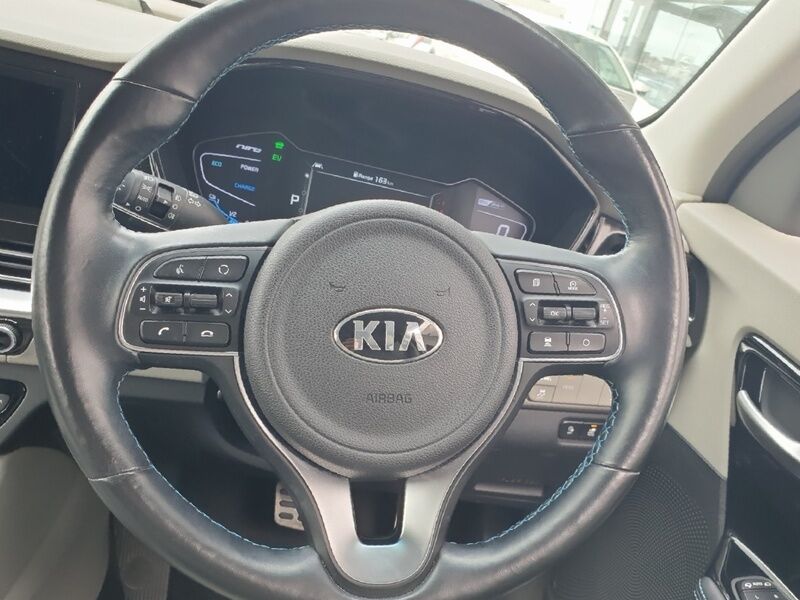More views of Kia Niro