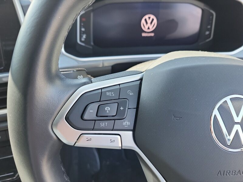 More views of Volkswagen T-Roc