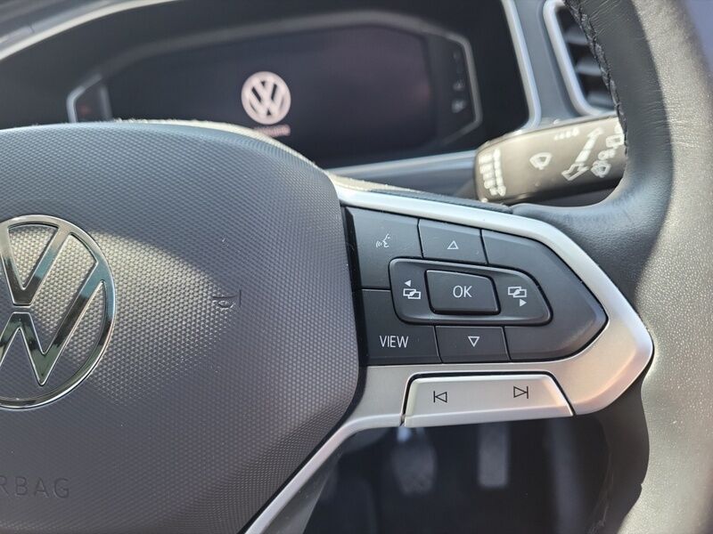 More views of Volkswagen T-Roc