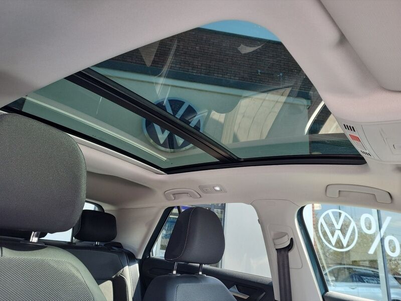 More views of Volkswagen T-Roc