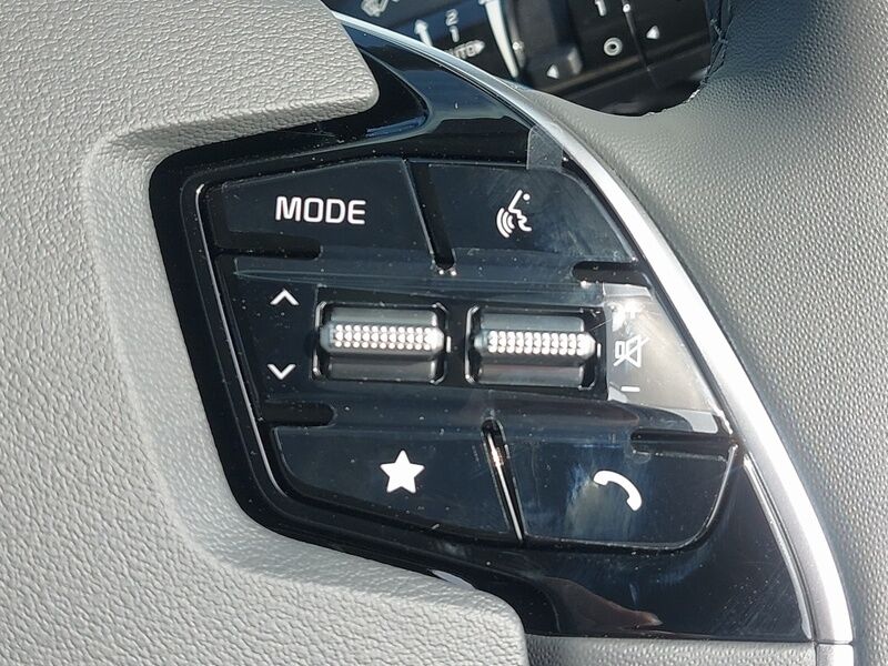 More views of Kia e-Niro