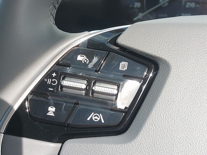 More views of Kia e-Niro