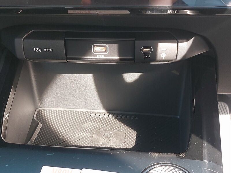 More views of Kia e-Niro