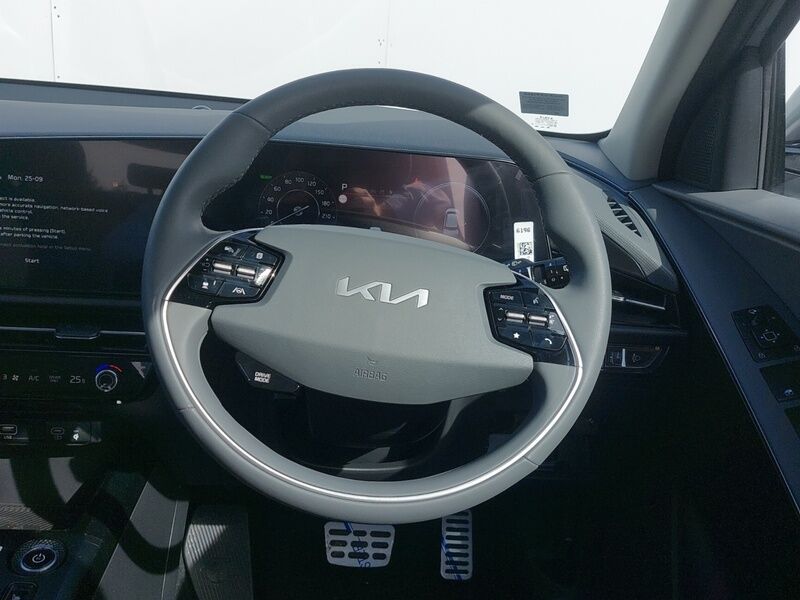 More views of Kia e-Niro