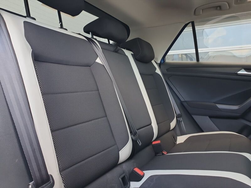 More views of Volkswagen T-Roc