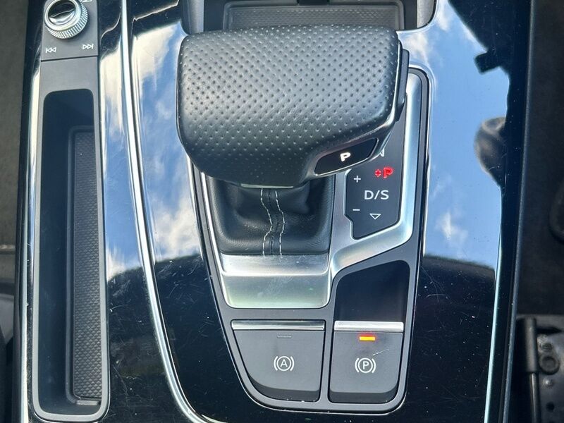 More views of Audi Q5