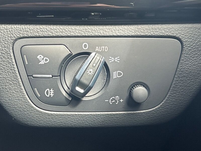 More views of Audi Q5