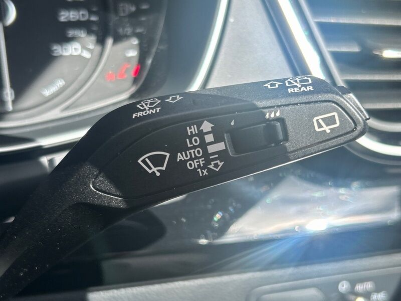 More views of Audi Q5