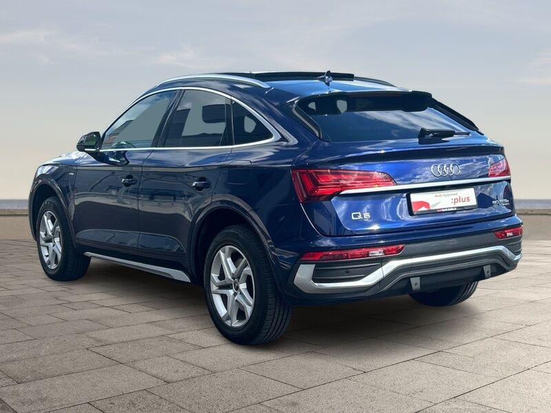 More views of Audi Q5