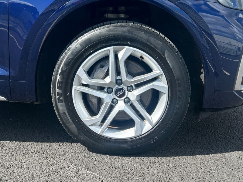 More views of Audi Q5