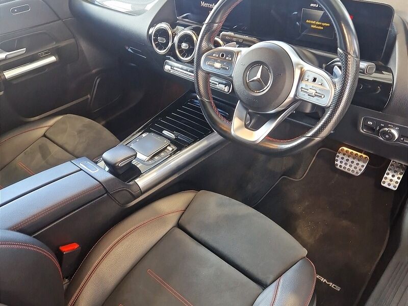 More views of Mercedes-Benz GLA