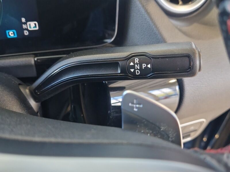 More views of Mercedes-Benz GLA