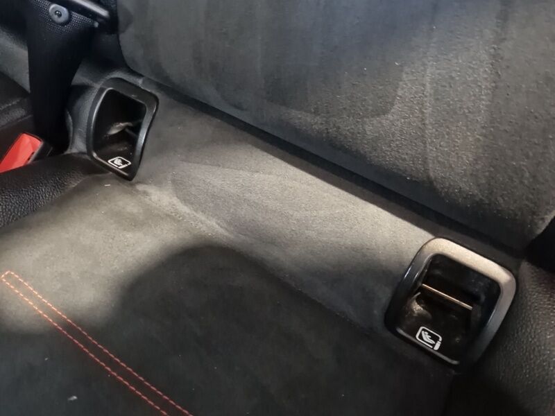 More views of Mercedes-Benz GLA