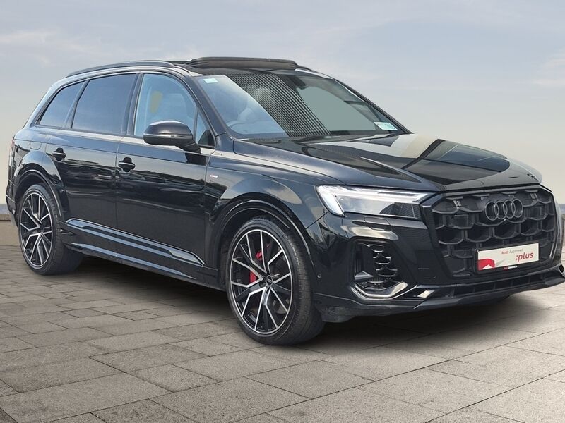 More views of Audi Q7