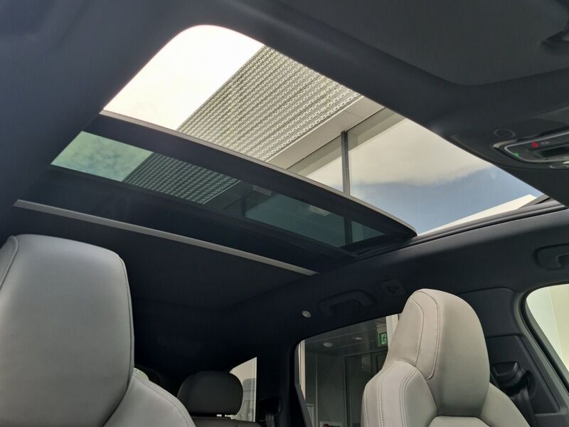 More views of Audi Q7