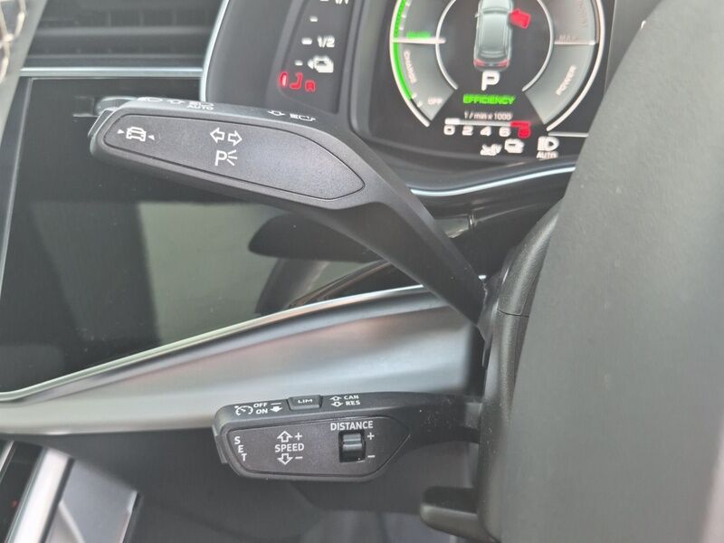 More views of Audi Q7