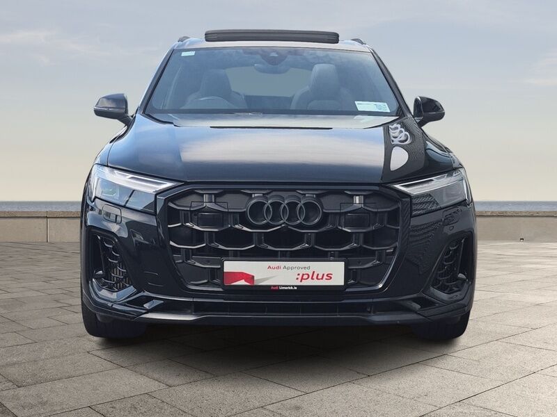 More views of Audi Q7