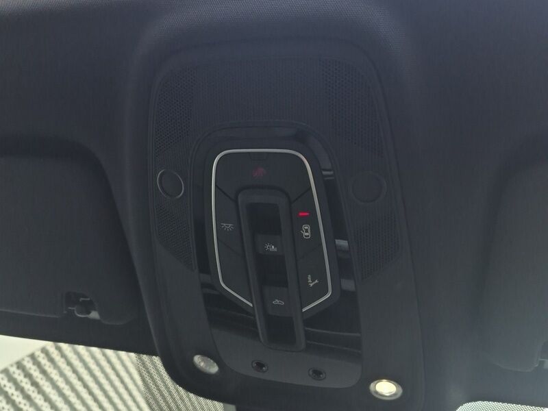 More views of Audi Q7