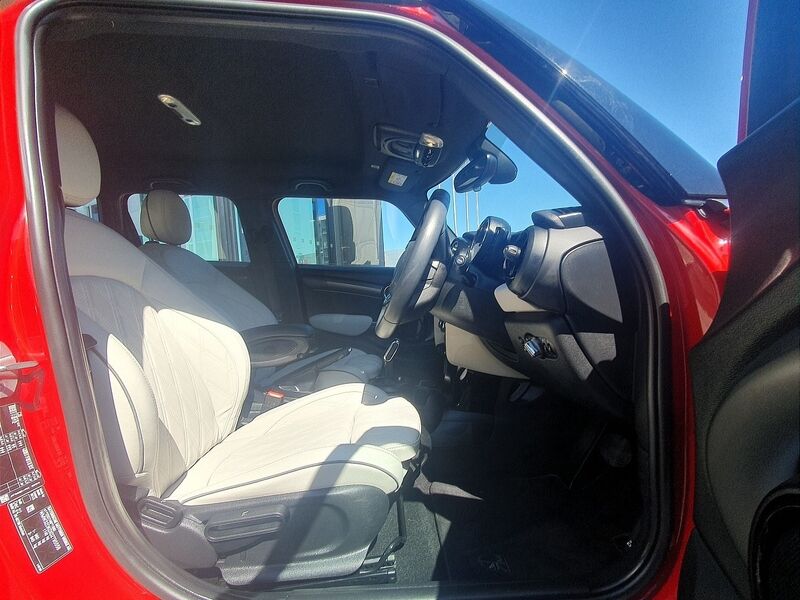 More views of Mini Cooper