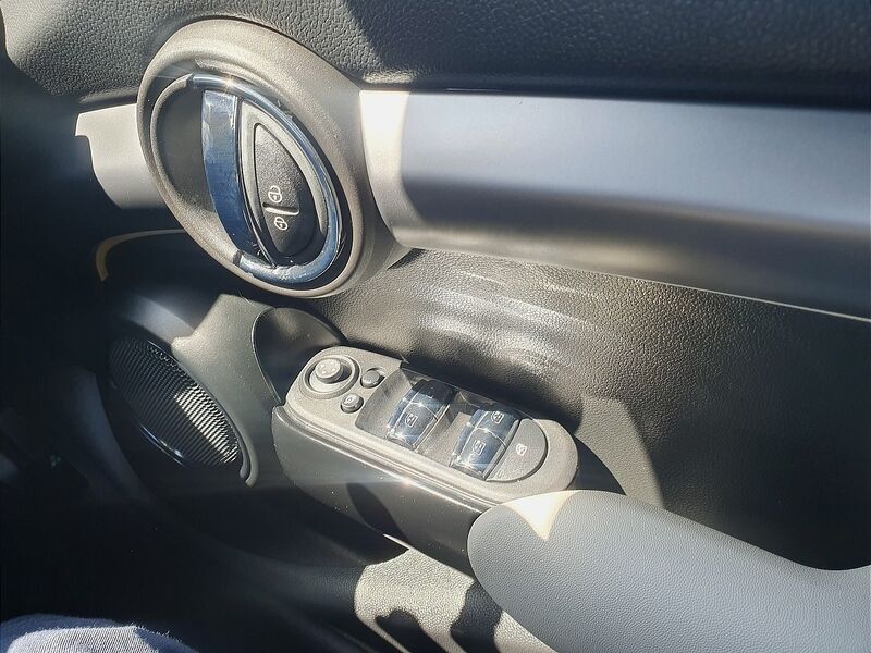 More views of Mini Cooper