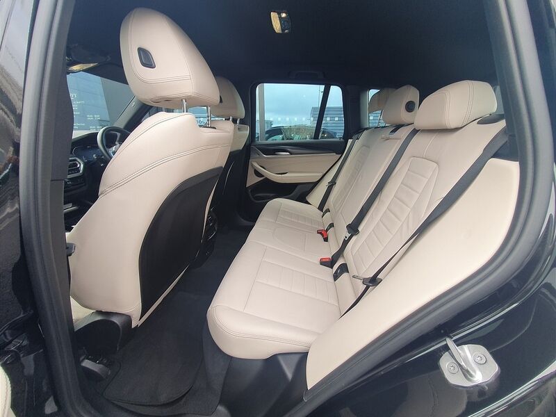 More views of BMW X3