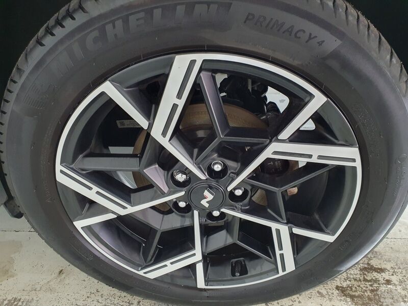 More views of Hyundai Tucson