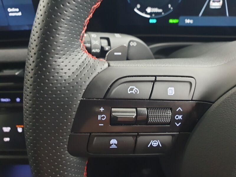 More views of Hyundai Tucson