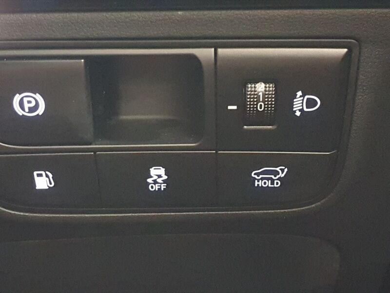 More views of Hyundai Tucson