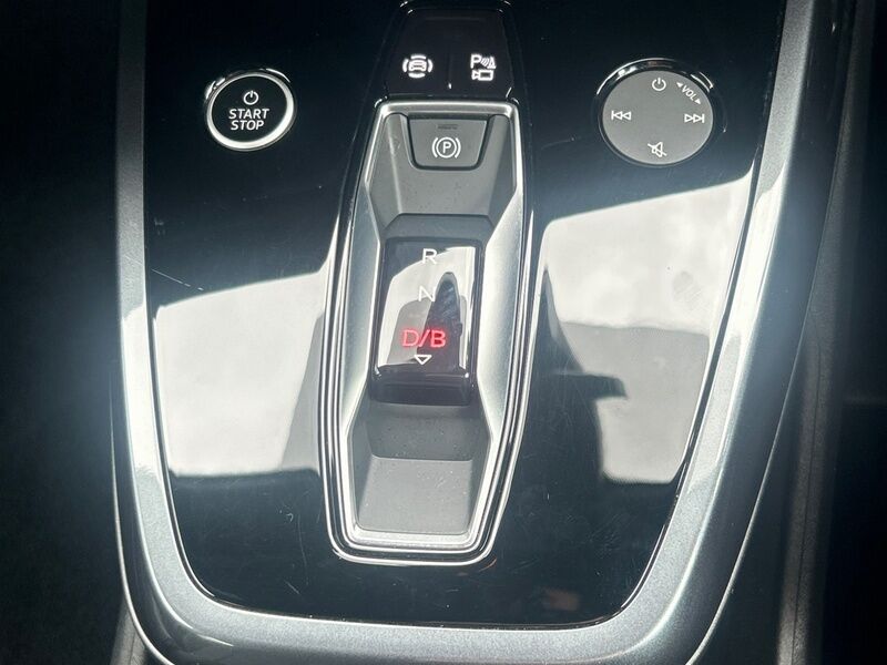 More views of Audi Q4 e-tron