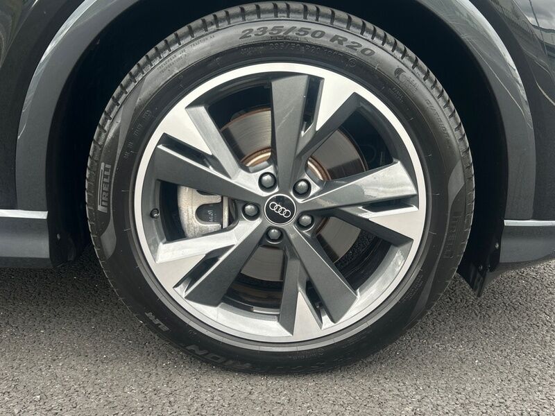 More views of Audi Q4 e-tron