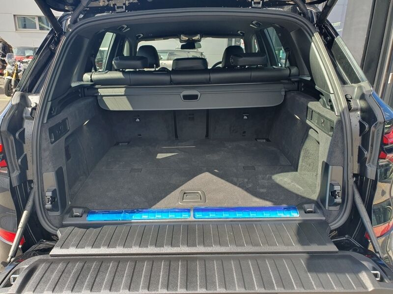 More views of BMW X5
