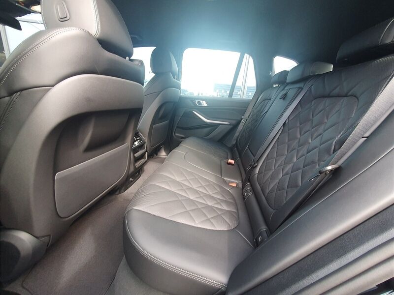 More views of BMW X5